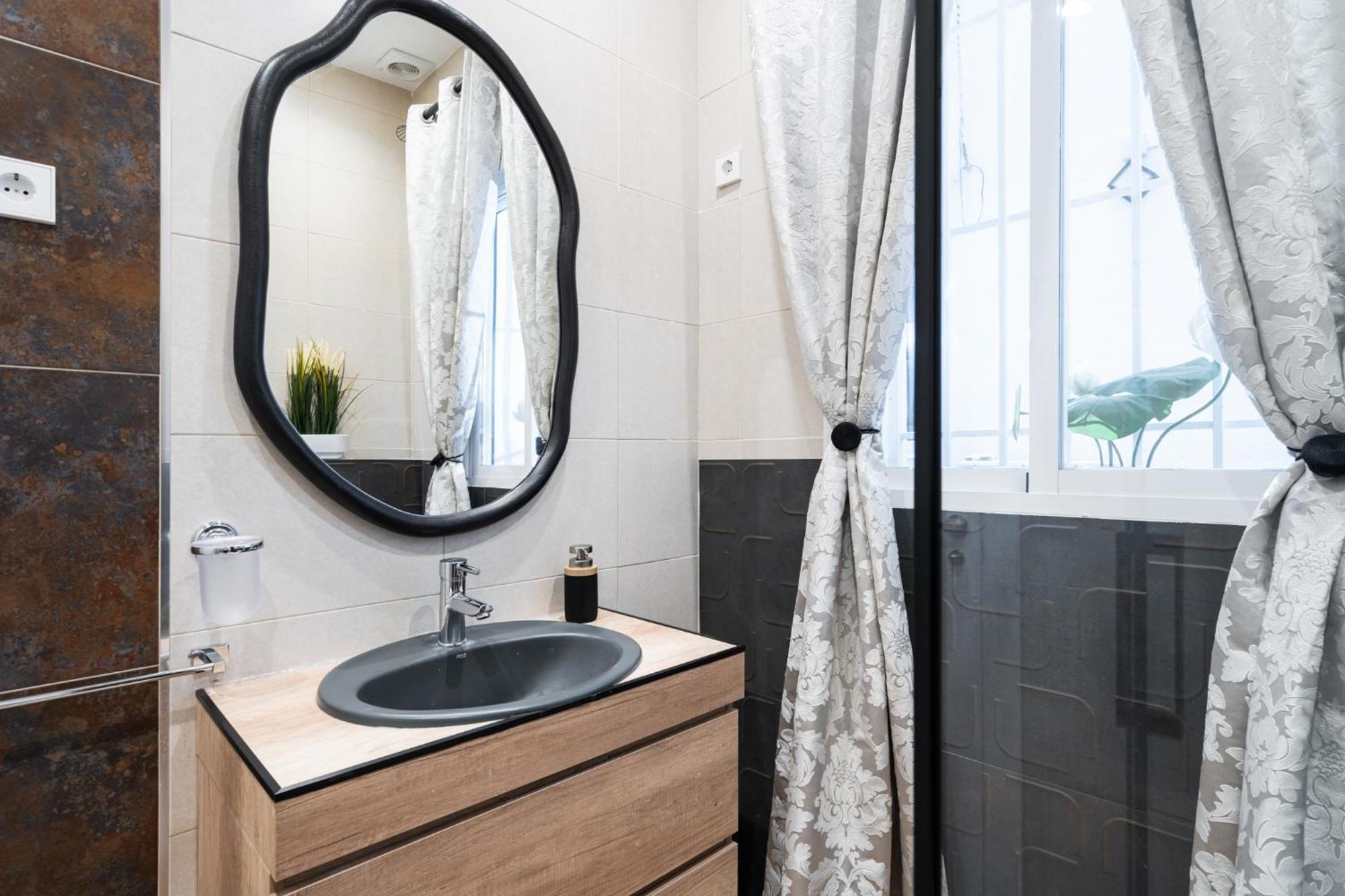 Appartamento Deluxe Reina Sofia Atocha Comfy Madrid
