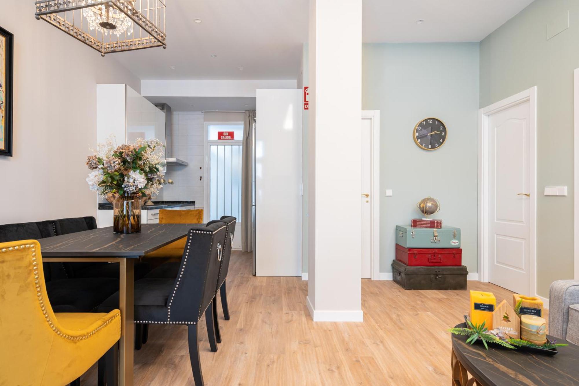 Appartamento Deluxe Reina Sofia Atocha Comfy Madrid